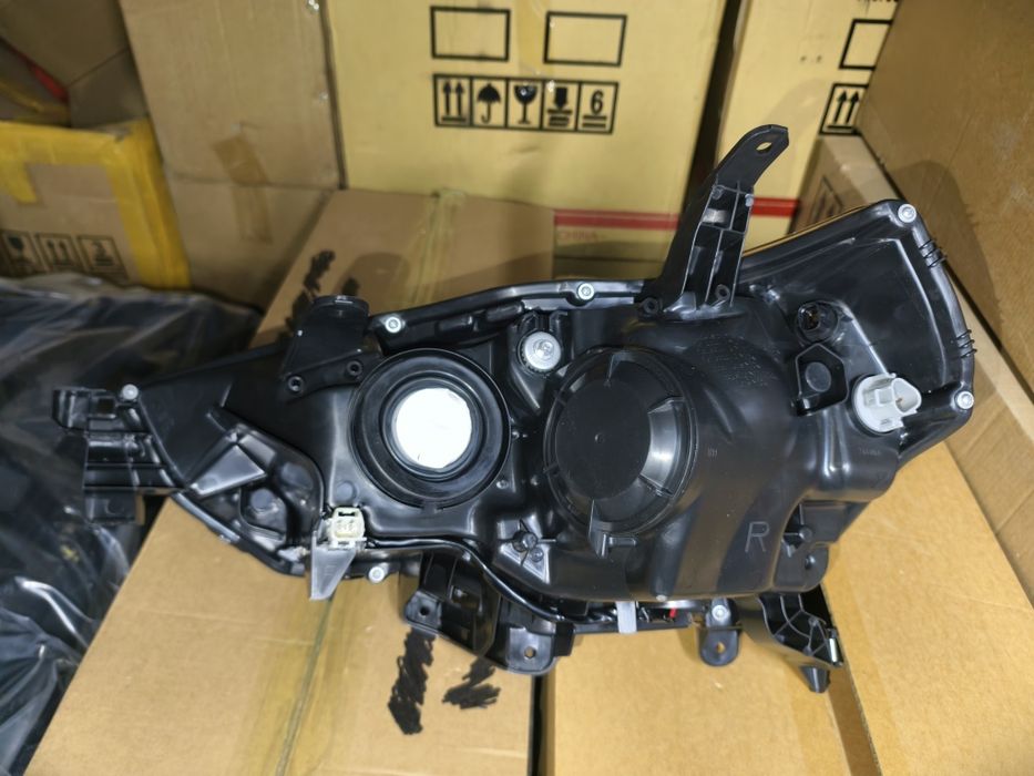 4Runner фара/Фара Toyota 4Runner 2014