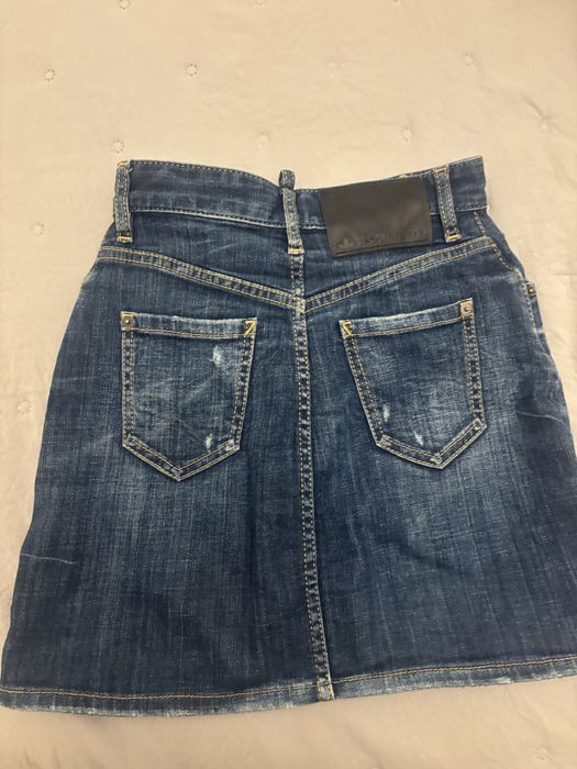 Оригинална пола Dsquared ot yoxx,отлечно състояние