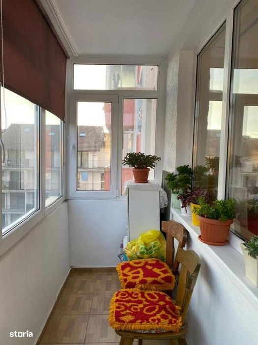 Apartament 2 camere semidecomandat zona Luptei