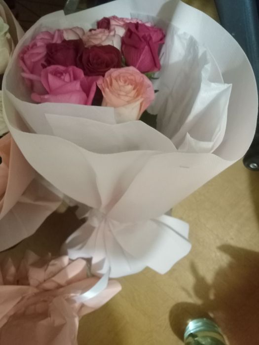 Цветы продаю.  ...