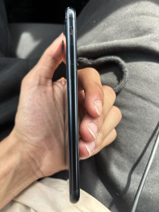 Iphone se 3 plus airpods pro 3