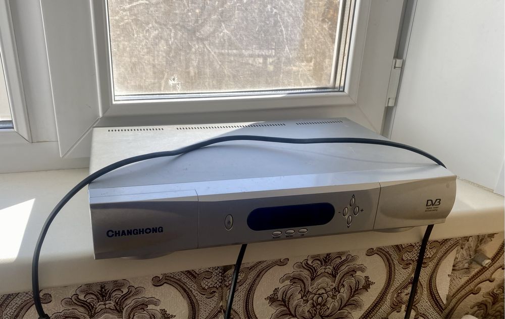 Продам спутниковую антенну «Ямал»