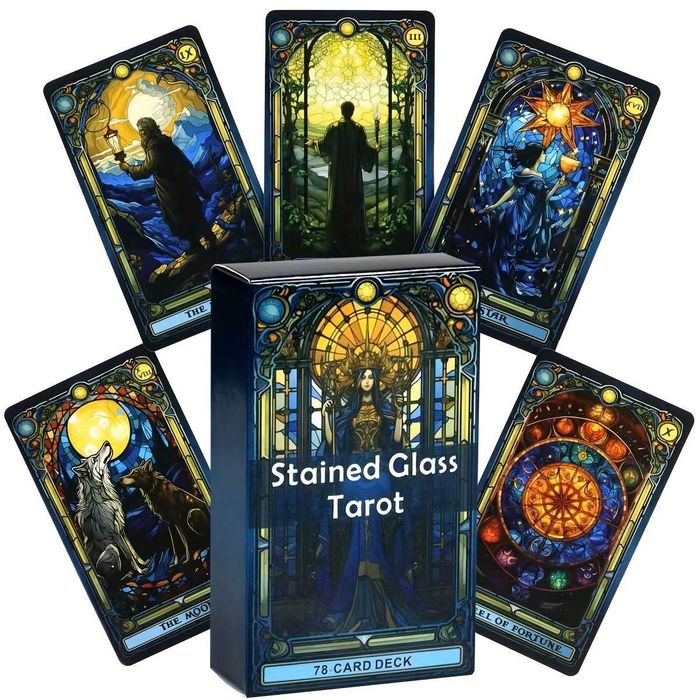 Таро. Moon Compass Tarot и Stained Glass Tarot