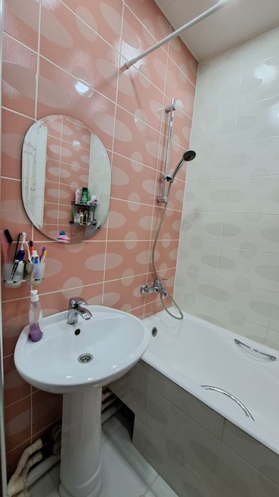 METROGA YAQIN 3 XONALIK UY. Guncha nurafshon tinchlik metro yonida