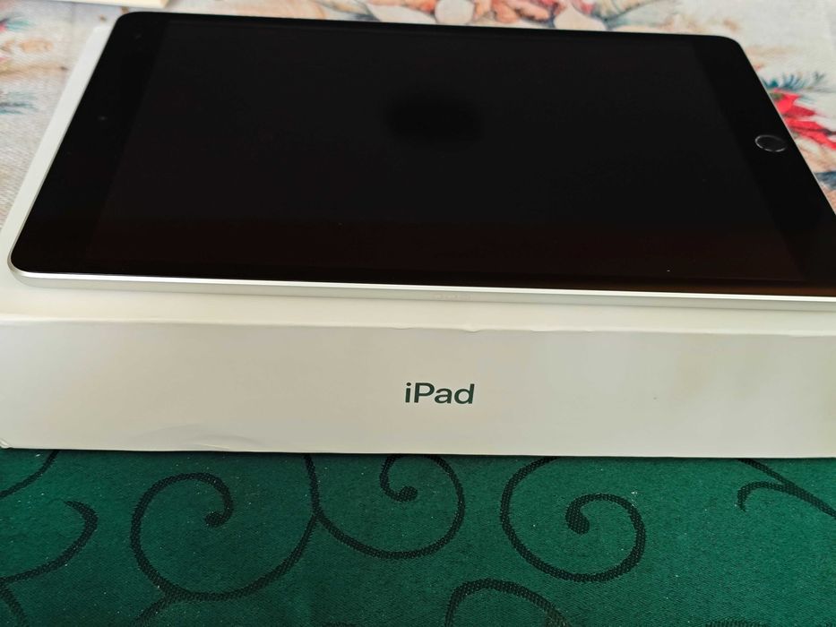 iPad 9 th Gen 64G WiFi Silver