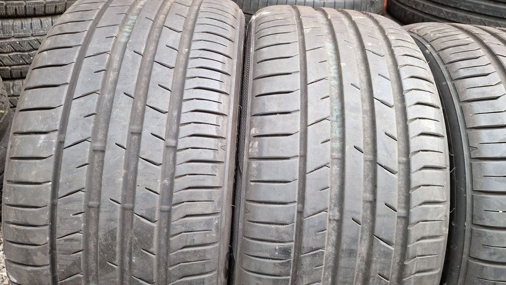 Anvelope 245/35R20 marca Toyo, DOT 2020,8 mm,noi