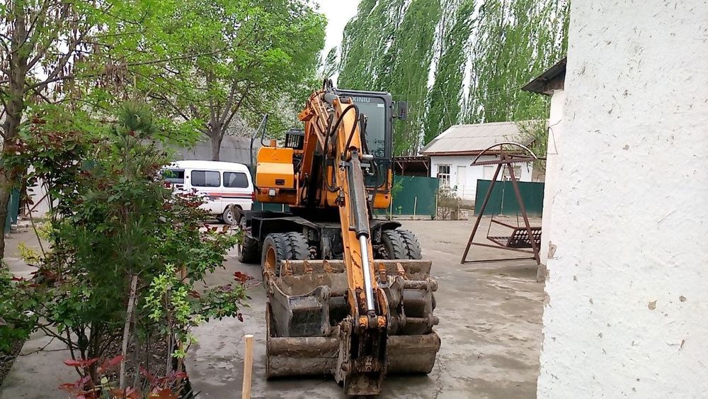 Продается эксковатор