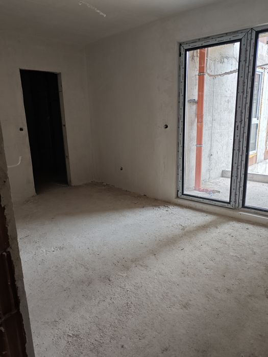 Тристаен апартамент в Център с АКТ 14!