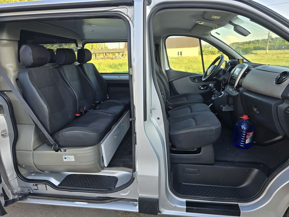 Renault trafic/ Opel Vivaro  dublu-cabina    Extralung