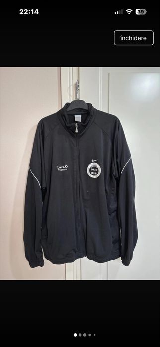 Vand loturi de haine de firma