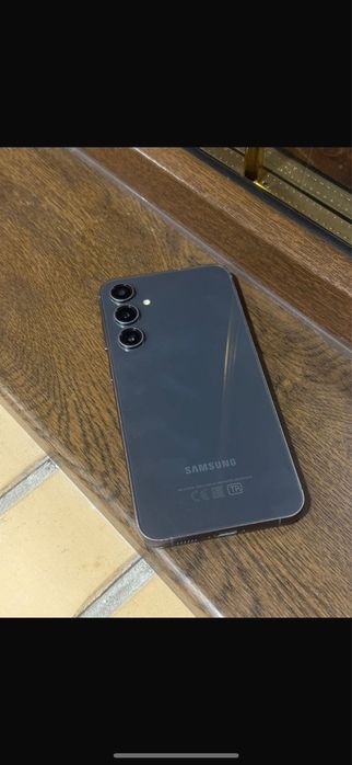 Samsung s23 fe в отличном состояние