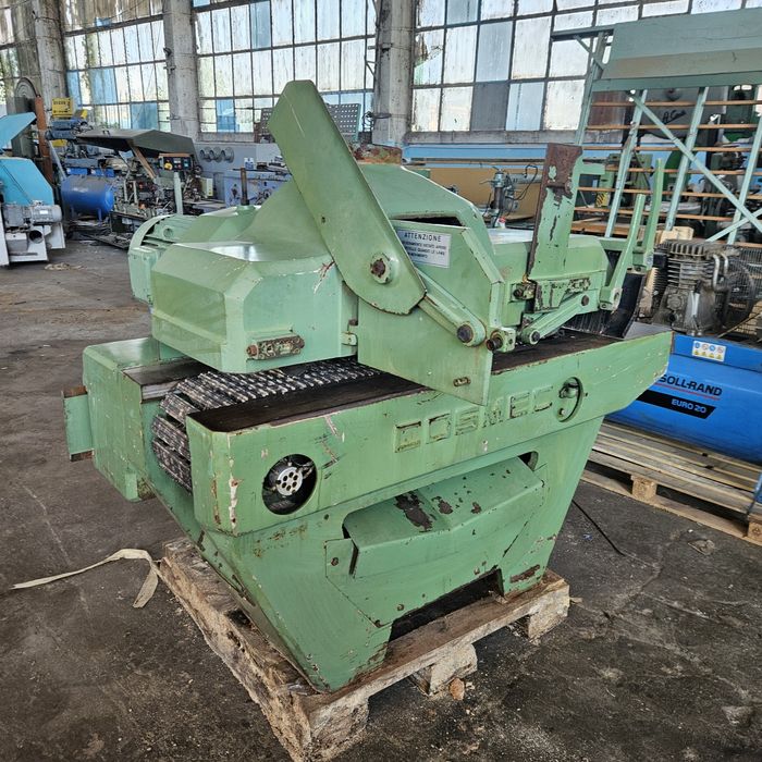 многолистов циркуляр макс.височина 100мм.ширина 250мм .мотор 18,5 kw.-ITALY
