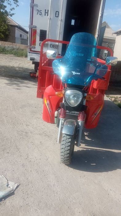 Muravey sotiladi  Qolgan. Ma'lumotlarni telfonda,