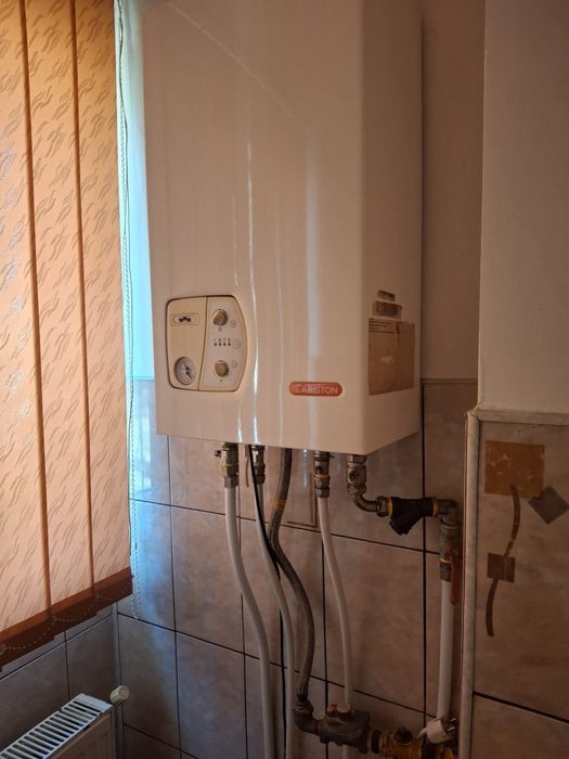 Inchiriez pe termen lung ,microapartament .