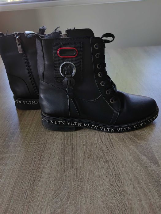 Дамски боти VLTN