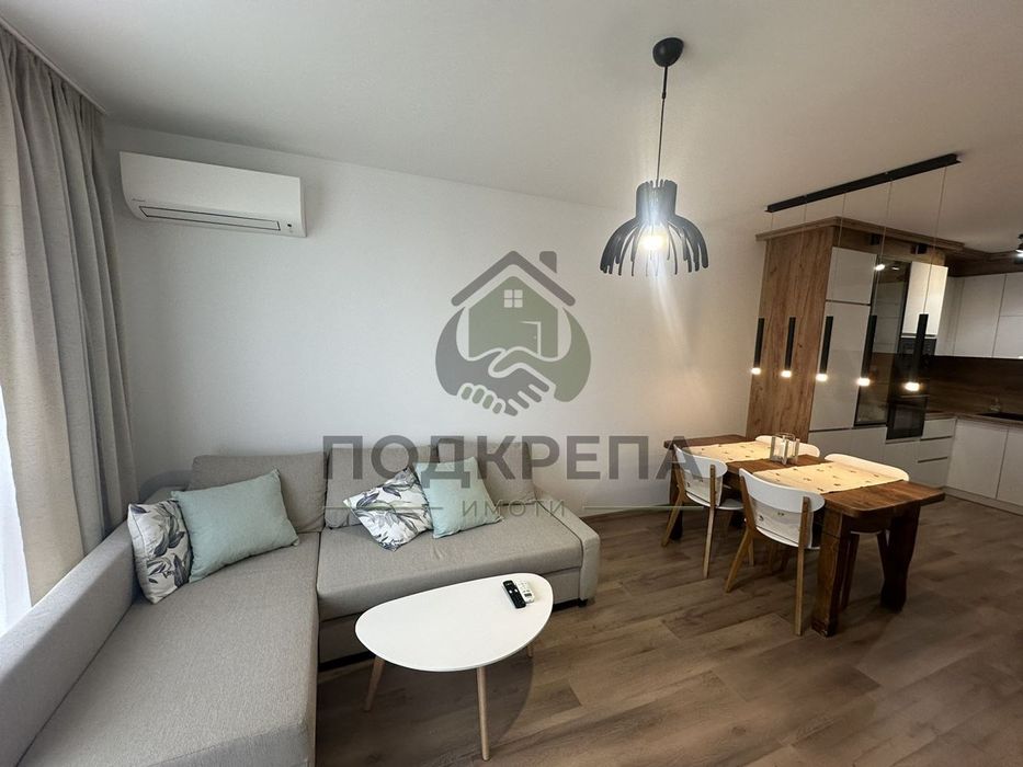 Дава се под наем Двустаен апартамент в Пловдив, Тракия - 70 кв.м за 459 € - Снимка #2