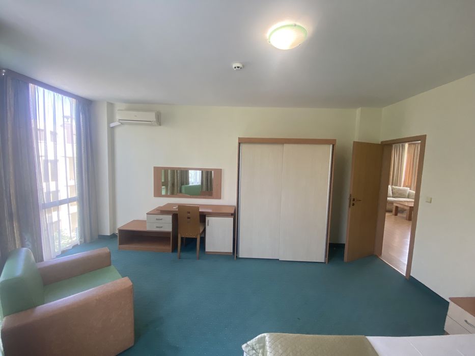 Продава се Тристаен апартамент в к.к. Златни пясъци - 100 кв.м за 1400 €/кв.м - Снимка #5