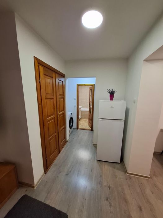 Închiriez apartament 2 camere decomandat, 52 mp, complet utilat, renovat recent – aproape de Lidl, Sfântu Gheorghe