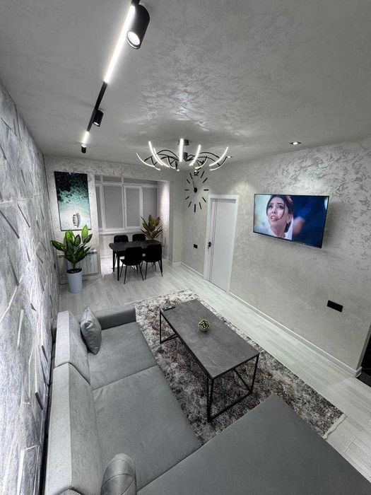 2 х комнатная 2 этаж/ Ремонт мебель техника/ Сайрам. Буз. Художников