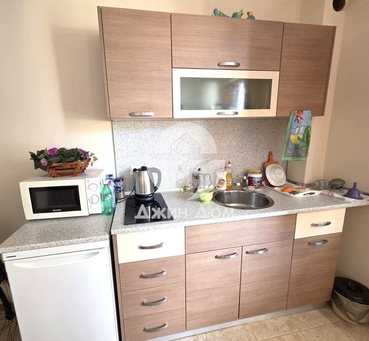 Продава се Тристаен апартамент в Приморско - 74 кв.м за 1109 €/кв.м - Снимка #1