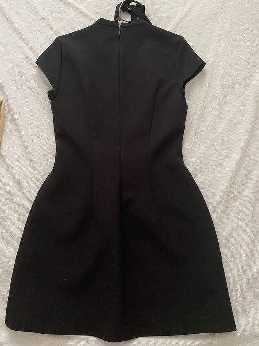 Продавам рокля Zara – нова, с етикет