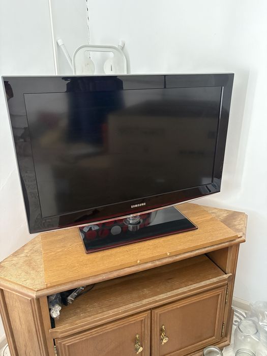 Телевизор Samsung LE32B460B2W