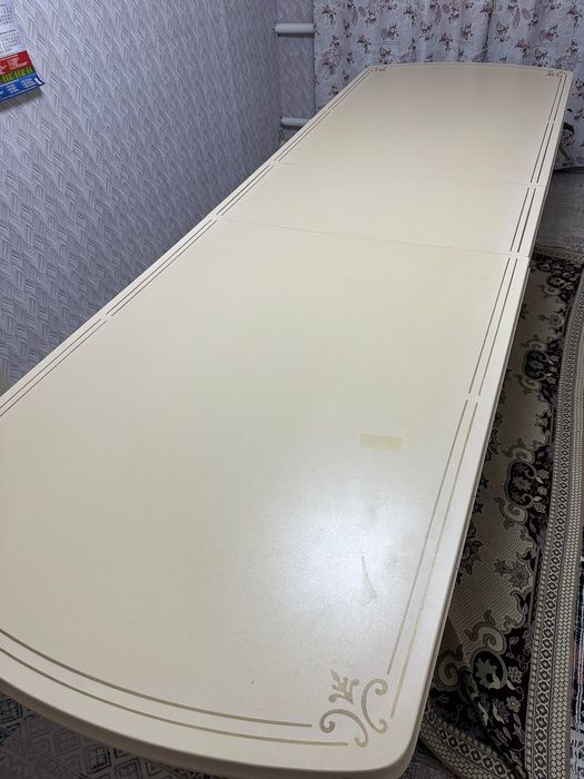 Продам стол и стулья