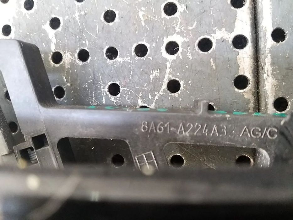 Maner usa stanga spate ford fiesta 6 cb1 ccn 8a61a224a