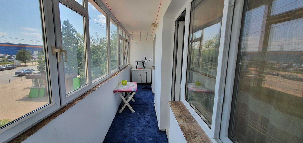 Apartament 2 camere, etaj 1, la bulevard, zona Cotnari, langă Casa Sindicatelor, vizavi de magazinul Lidl Primăverii