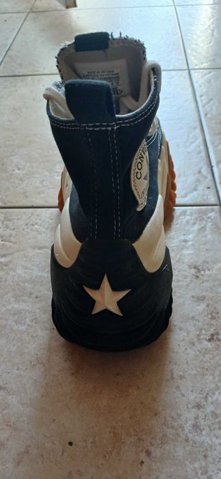 Кецове CONVERSE, чисто нови, номер 37.5. 100€