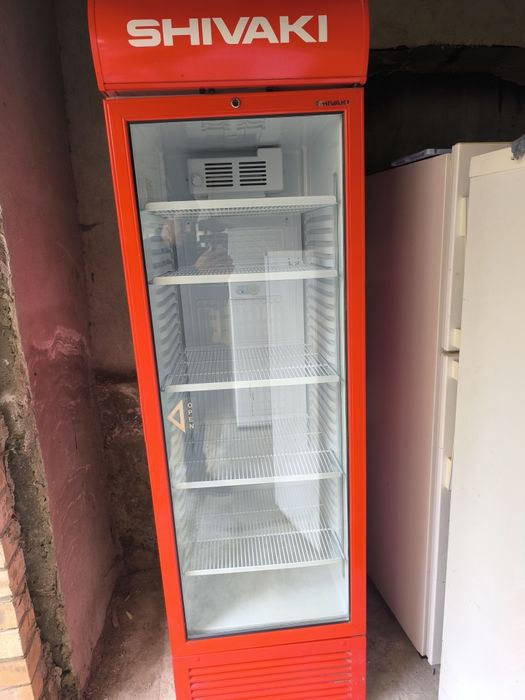 Срочно продаётся холодильник Shivaki