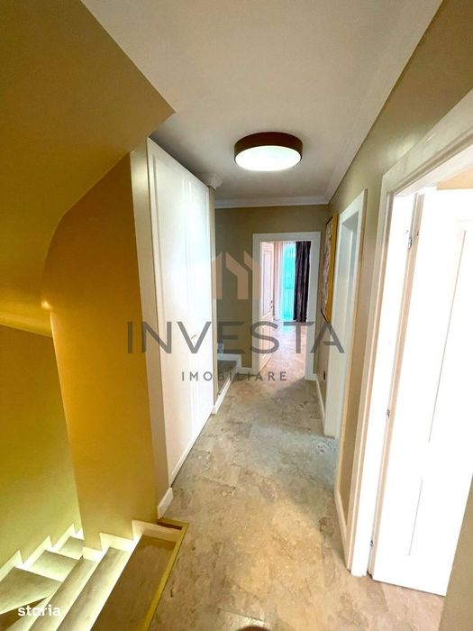 Casa moderna cu priveliste asupra orasului, terasa cu jacuzzi, Iris