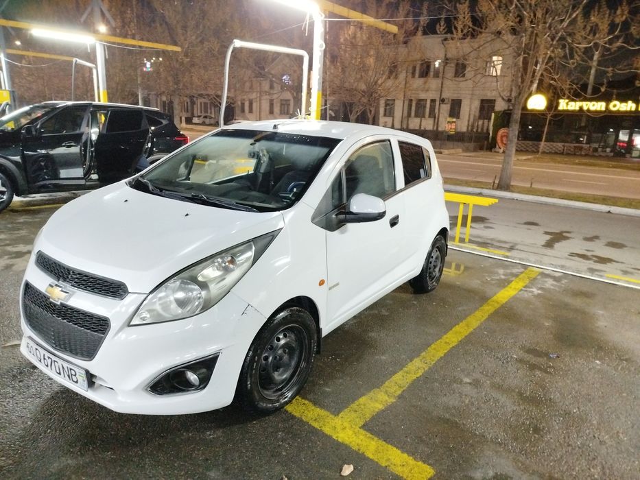 Chevrolet spark avtomat