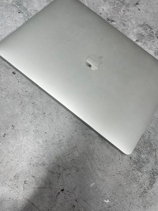 Apple MacBook (Старый Жетыбай)