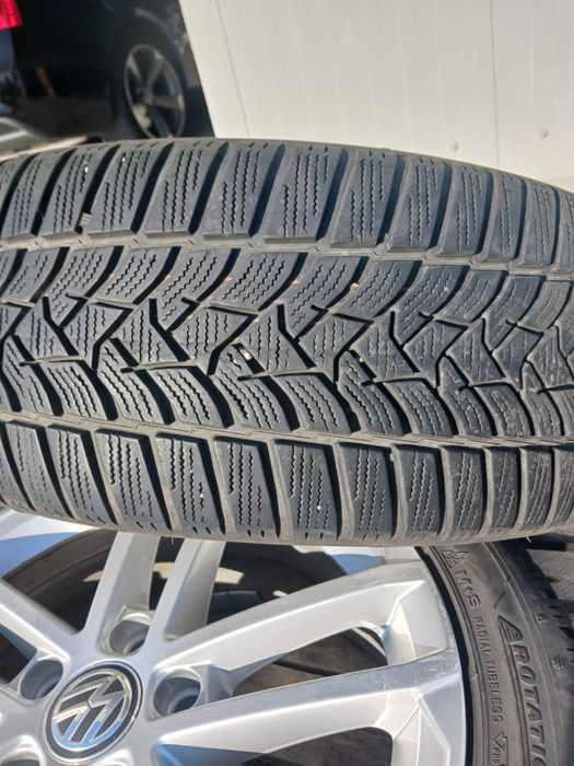 Set jante aliaj originale Volkswagen cu anvelope
