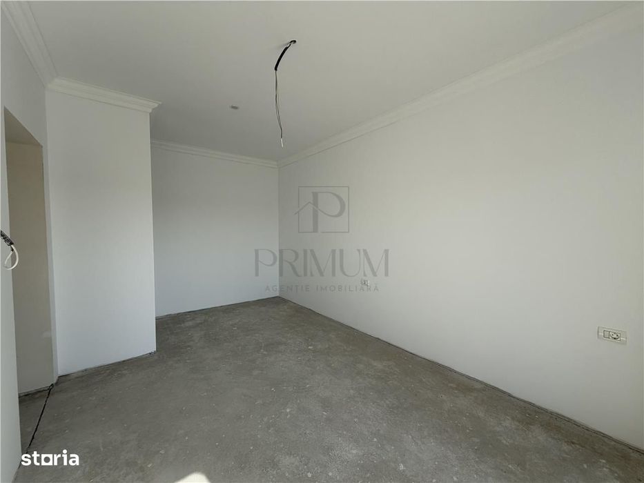 Apartament 3 camere - bucatarie separata - curte proprie