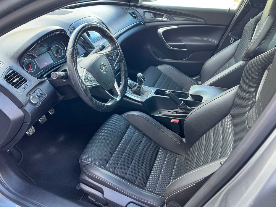 Opel Insignia OPC