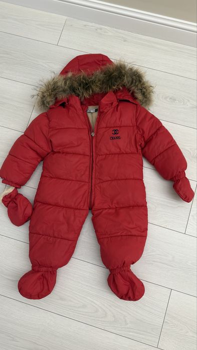 Продам куртку для малышей