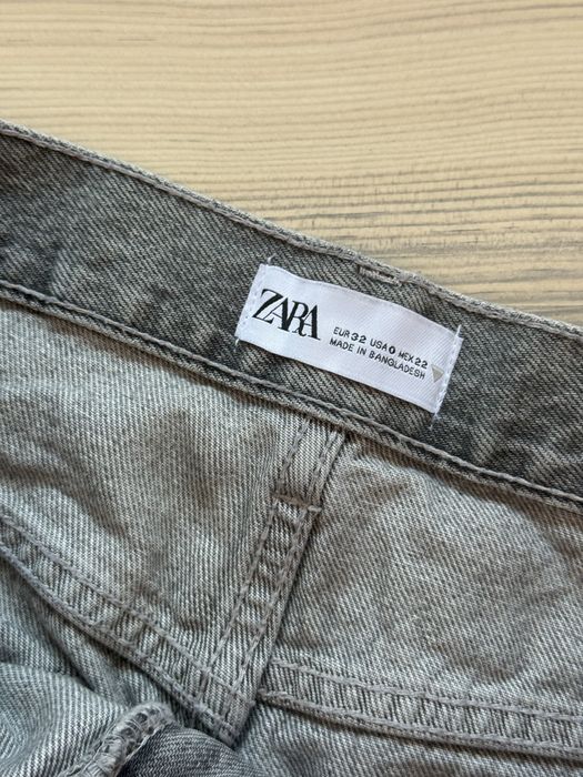 Сиви дънкови бермуди- изтъркан модел