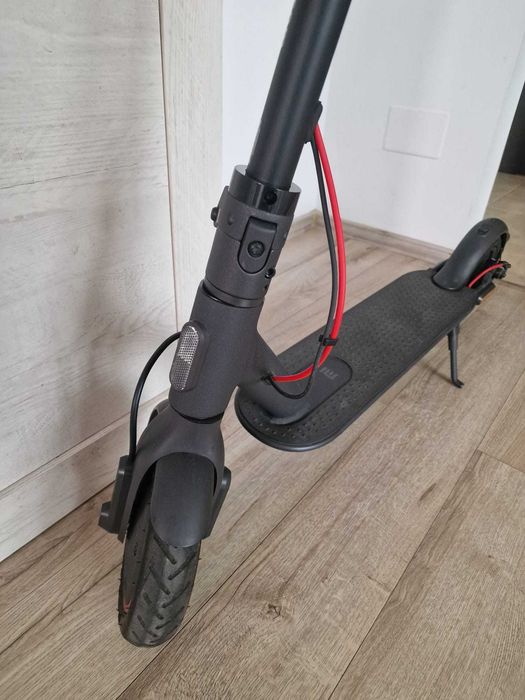 Trotineta electrica Xiaomi Mi Electric Scooter Pro 2