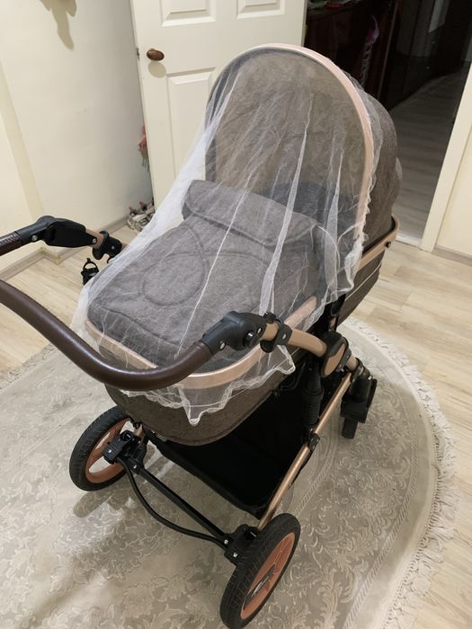 Коляска в отличном состоянии