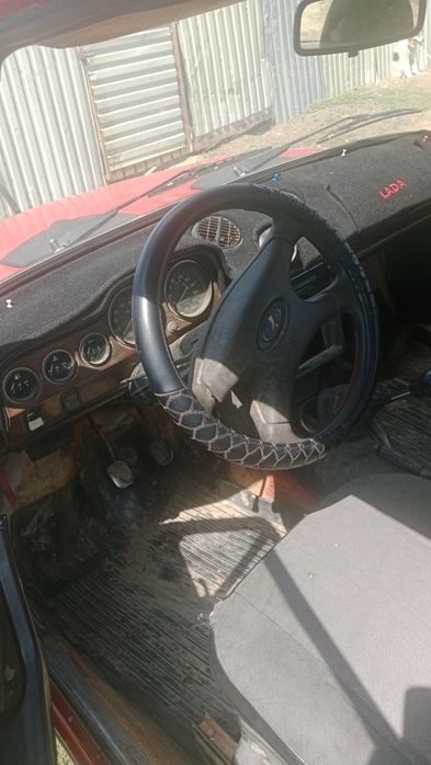 Ваз 2106 3  цена 600