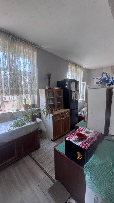 Четырех-комнатная 100м2 в Мирабадском балкон 2 на 6