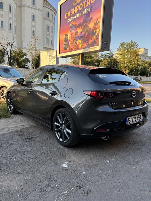 Mazda 3 2024 Exclusive-Line