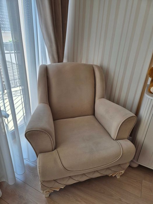 Canapea extensibilă 3 locuri cu 1 fotoliu