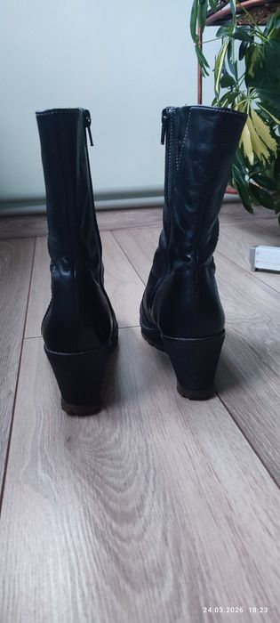 Дамски боти на платформа