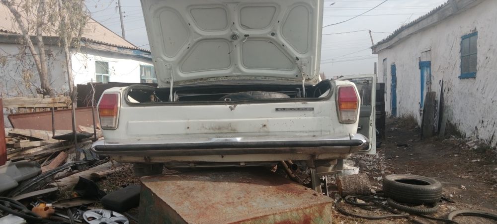 Продам запчасти на газ 24