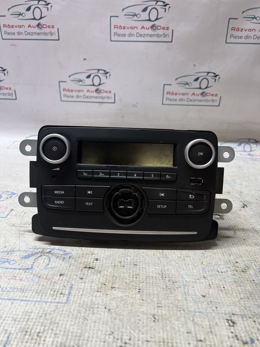 cd player  dacia logan mcv 2015