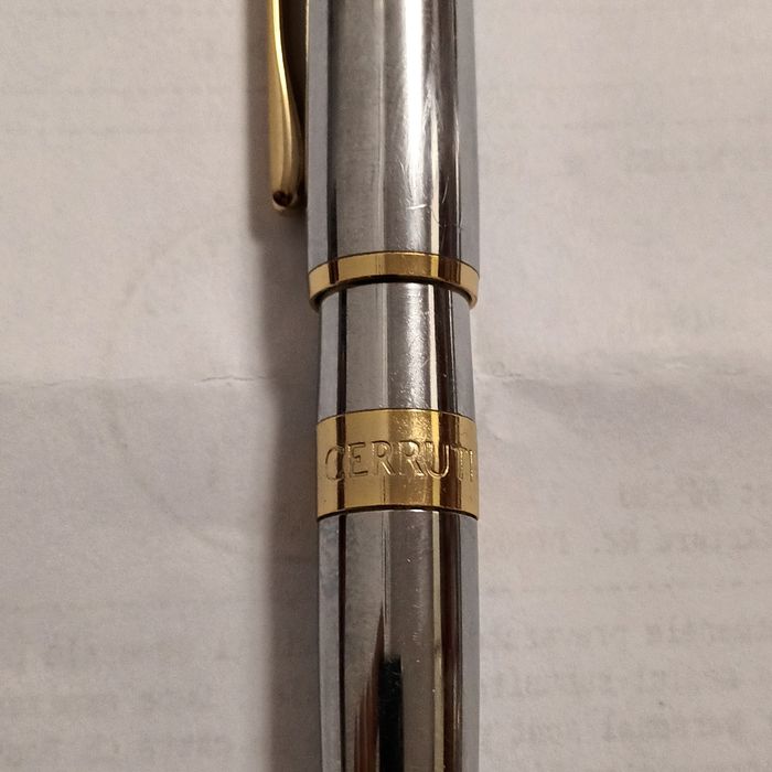 De vânzare  pix Cerruti