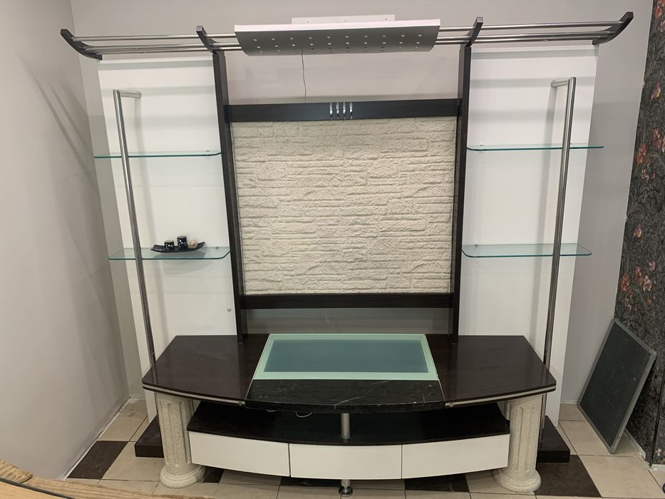 Стенка в гостинную